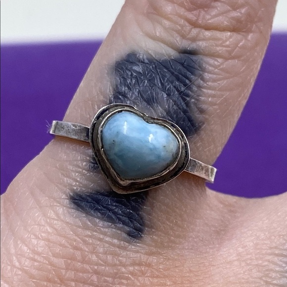 💛 Vintage Handmade Sterling Silver Larimar Heart Ring - Picture 2 of 6